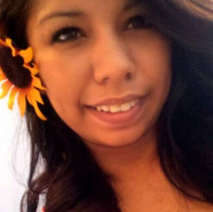 Meet your Posher, Raquel